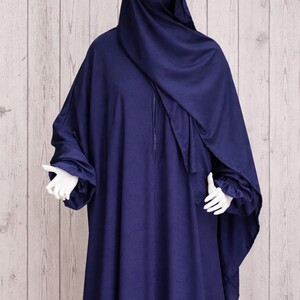 شرشف صلاه منقط سحاب مع طرحه متصله